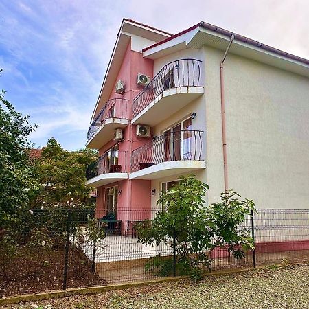 Vila Lucy Costinesti Hotel Exterior photo